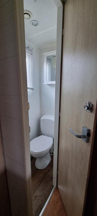 Mobil Home Sur La Cote Landaise Saint-Julien-en-Born Bagian luar foto